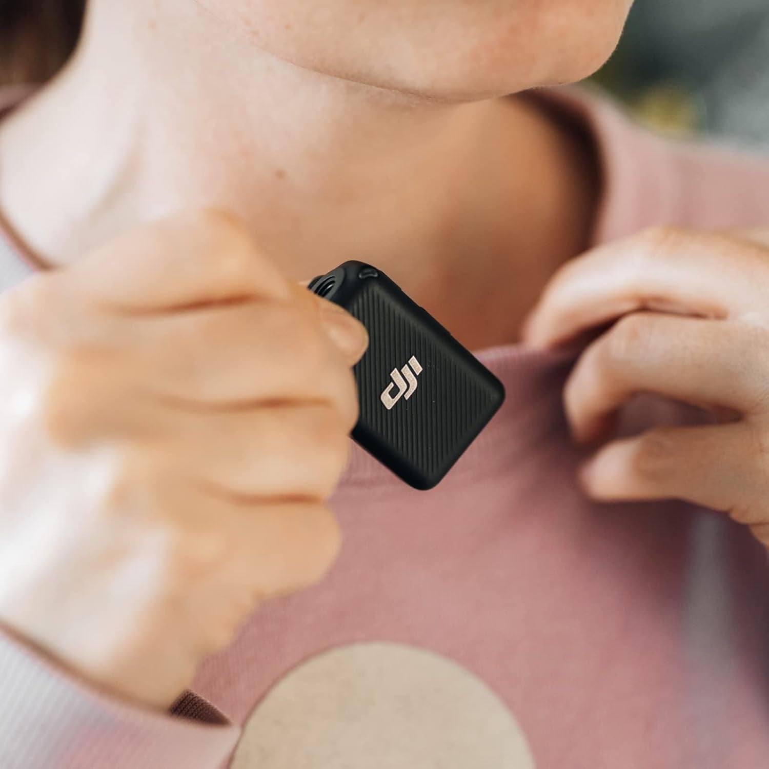 Mic (1 TX + 1 RX), Wireless Lavalier Microphone, 250M (820 Ft.) Range, Compact and Ultra-Light, 14-Hour Recording, Wireless Microphones for PC, Iphone, Android, Cameras, Vlogs, Live Stream