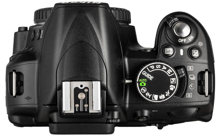 Nikon D3100 DSLR - Kit de cámara