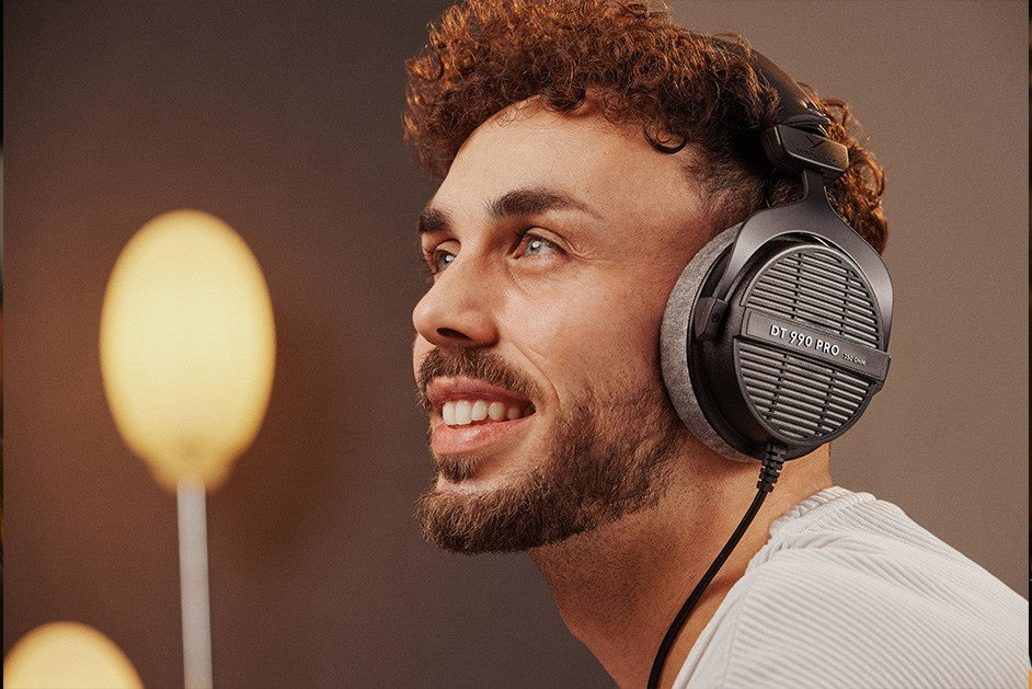 Audífonos Beyerdynamic DT 990 Pro X para Mezcla y Mastering (Abiertos, 48 Ohms) | Cable Desmontable